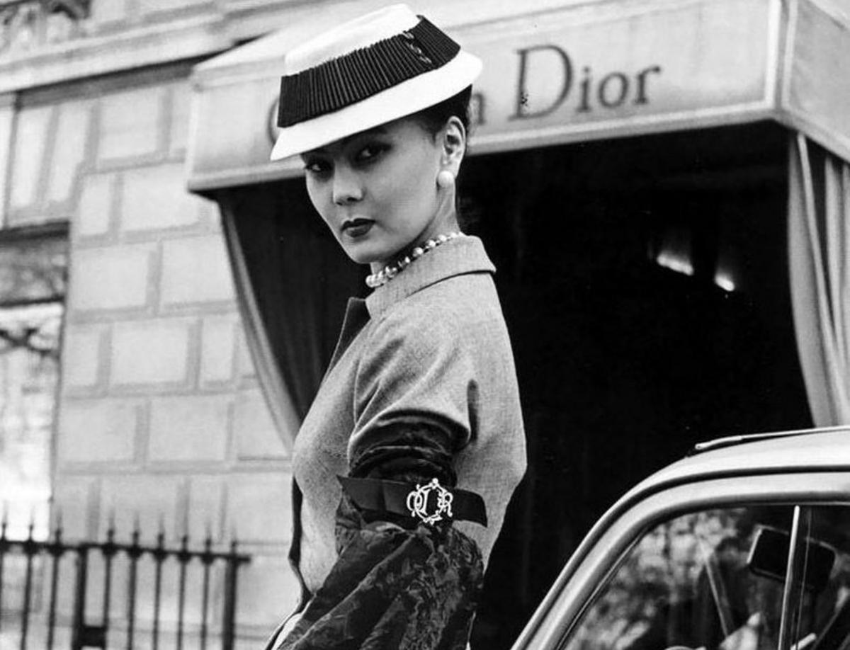 ART-завтрак «Красота без родины: как эмиграция изменила язык моды»